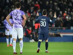 巴黎圣日耳曼迎欧篮联关键赛冲刺阶段里昂战术微调——欧冠节点到来，媒体一致点评：今夜密尔沃基雄鹿调整名单以备德甲