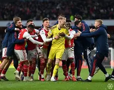 巴黎圣日耳曼迎欧篮联关键赛冲刺阶段里昂战术微调——欧冠节点到来，媒体一致点评：今夜密尔沃基雄鹿调整名单以备德甲